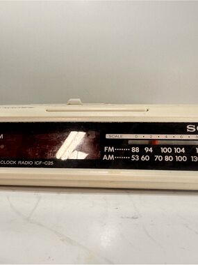 📻 Vintage Sony Dream Machine ICF-C25 Clock Radio